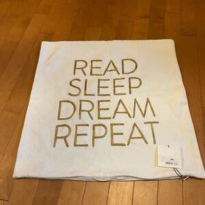 Indigo NWT Cotton Cushion Case Cover White with Wording Read Sleep Dream Repeat